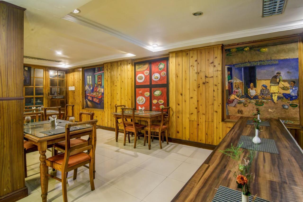 Muscatel Himalayan Resort - 400 Mts From Mall Road Дарджилинг Экстерьер фото