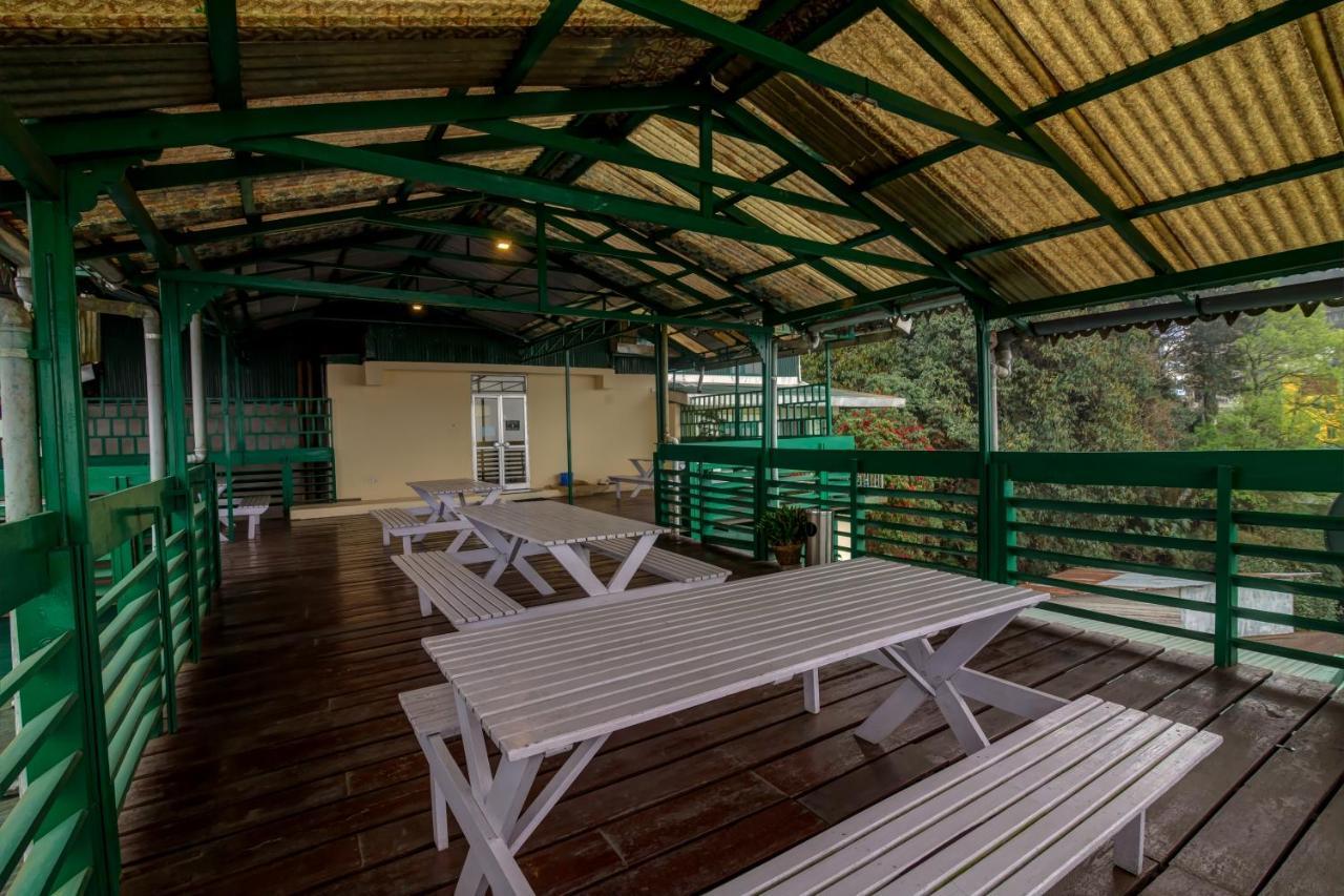 Muscatel Himalayan Resort - 400 Mts From Mall Road Дарджилинг Экстерьер фото