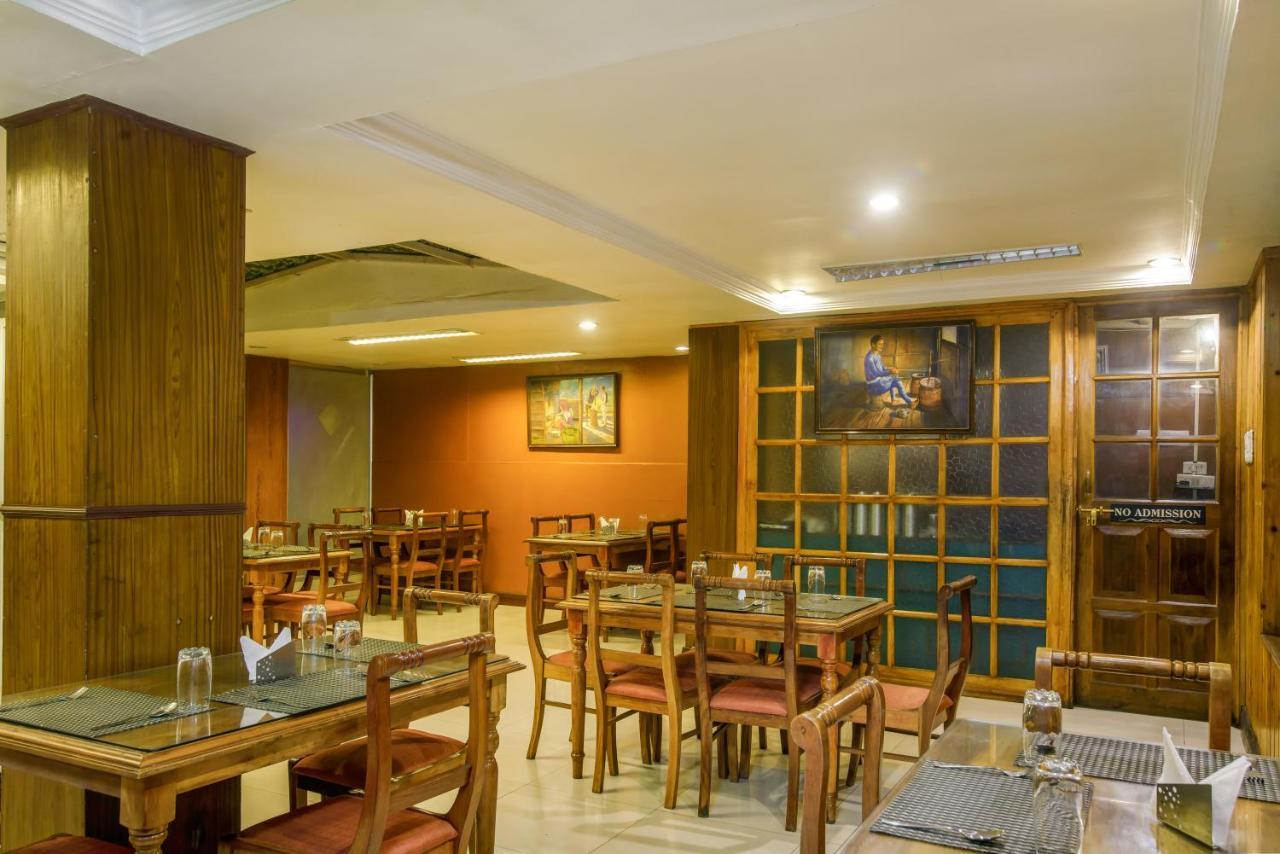 Muscatel Himalayan Resort - 400 Mts From Mall Road Дарджилинг Экстерьер фото