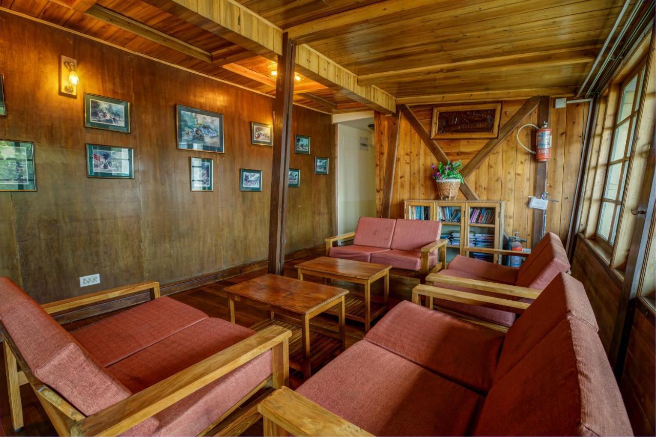 Muscatel Himalayan Resort - 400 Mts From Mall Road Дарджилинг Экстерьер фото